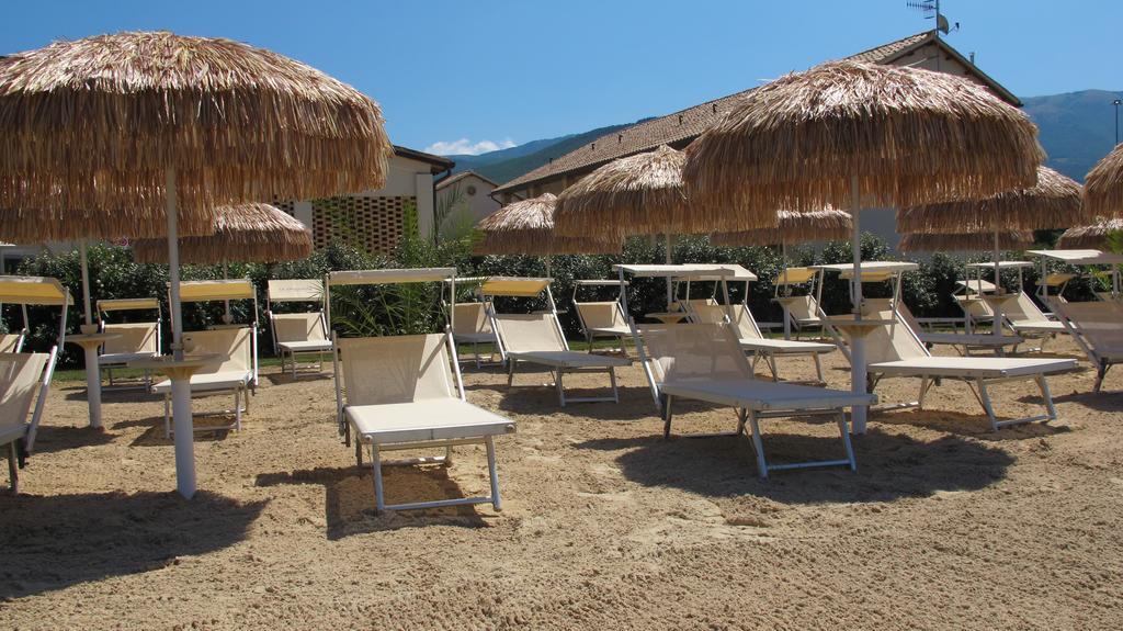 Hotel & Resort Le Colombare Foligno Room photo